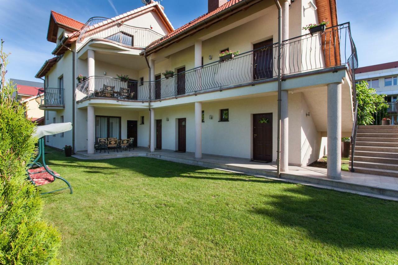 Na Bialej Apartment Ревал Екстериор снимка