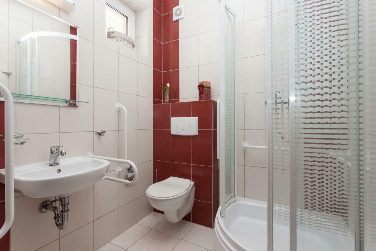 Na Bialej Apartment Ревал Екстериор снимка